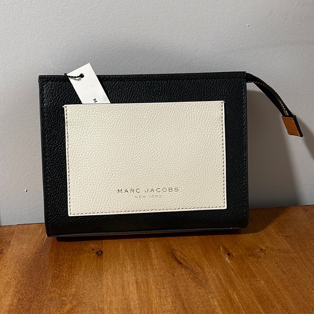 Marc Jacobs the Grind Leather Cosmetic Bag